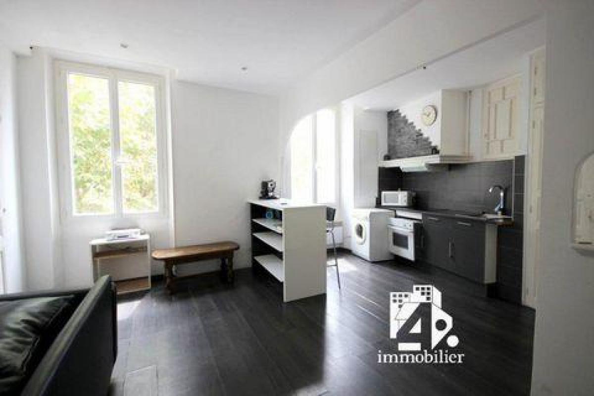 Estudio en el condominio en Frejus, France No. 12338