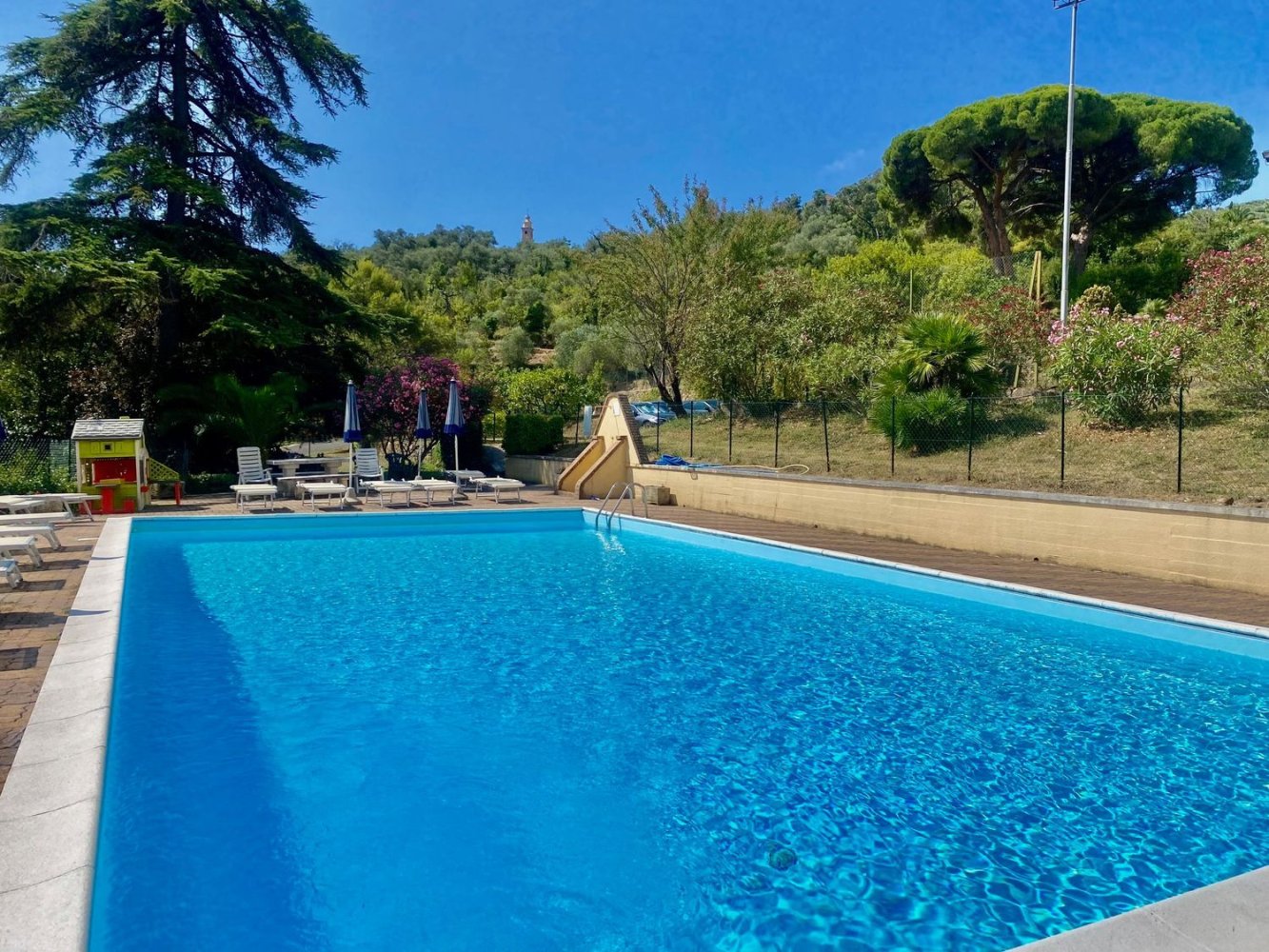 2 rooms Apartment in Imperia, Italy No. 263310