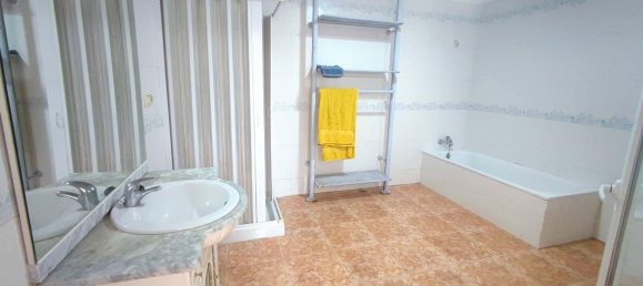 Casa de 3 dormitorios en València, Spain No. 144025 6