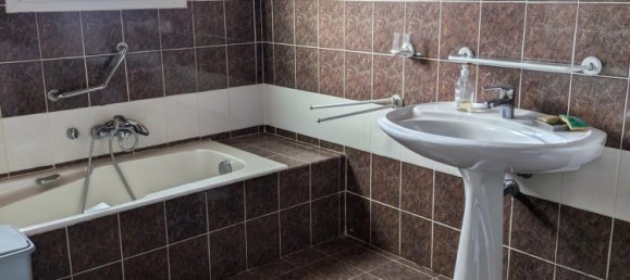 4 bedrooms Villa in Propriano, France No. 271969 9