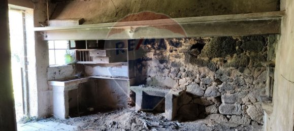 4 bedrooms House in Macieira de Cambra, Portugal No. 17144 5