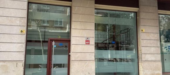 165m² Commercial property in Barcelona, Spain No. 62397 2