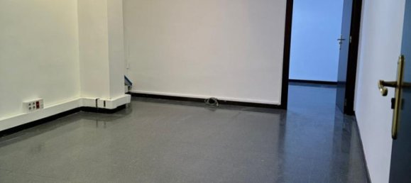 165m² Commercial property in Barcelona, Spain No. 62397 8