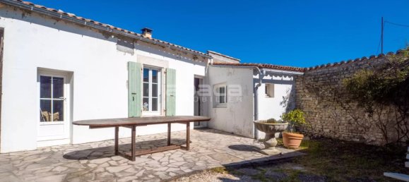 Таунхаус с 4 комнатами в Ле-Буа-Плаж-ан-Ре, Франция № 293757 6