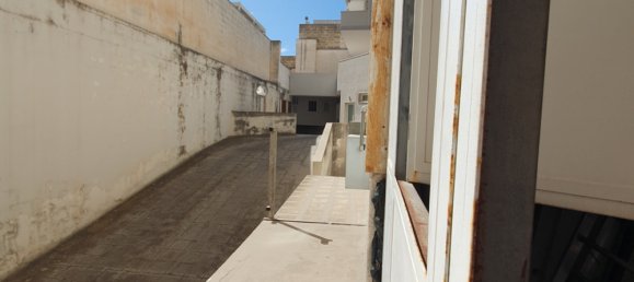 Propiedad comercial de 2 habitaciónes en Gallipoli, Italy No. 237142 14