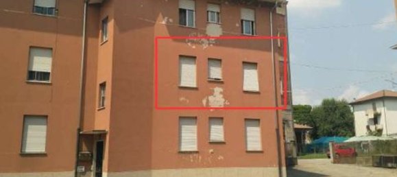 2-salle Appartement à Cassano Magnago, Italy No. 3173 23