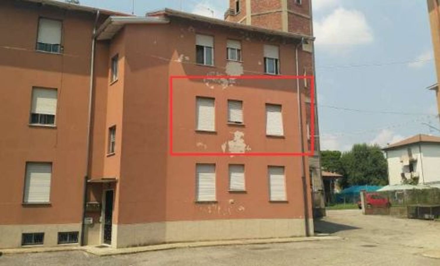 2-salle Appartement à Cassano Magnago, Italy No. 3173