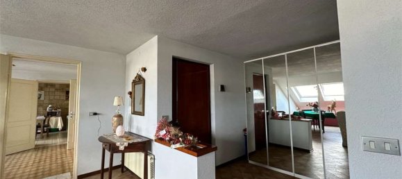 6-salle Appartement à Noto, Italy No. 132052 8