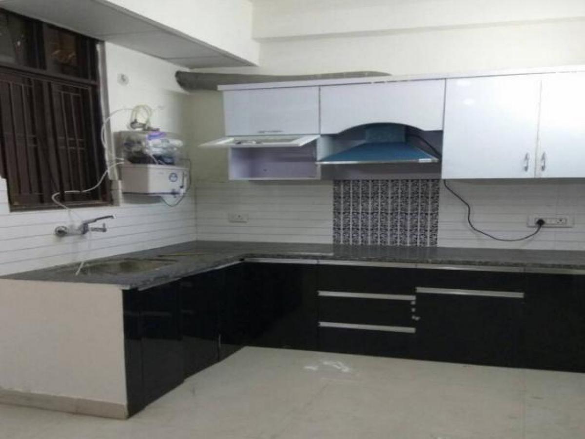 Studio in Noida, India No. 25698