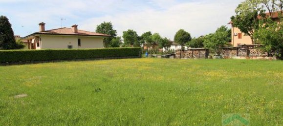 760m² Land in Udine, Italy No. 18104 5