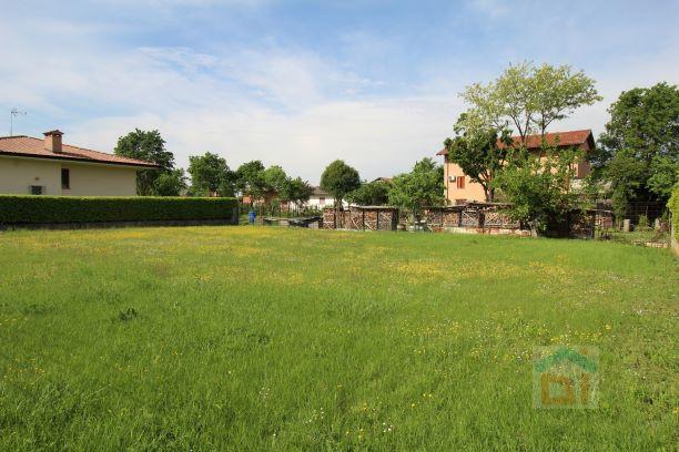 760m² Land in Udine, Italy No. 18104
