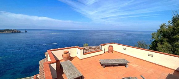 3 rooms Apartment in Isola del Giglio, Italy No. 142942 2