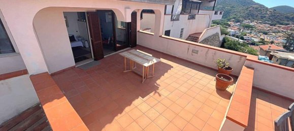 3 rooms Apartment in Isola del Giglio, Italy No. 142942 3