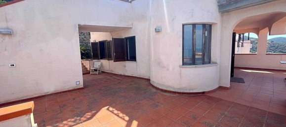 3 rooms Apartment in Isola del Giglio, Italy No. 142942 5