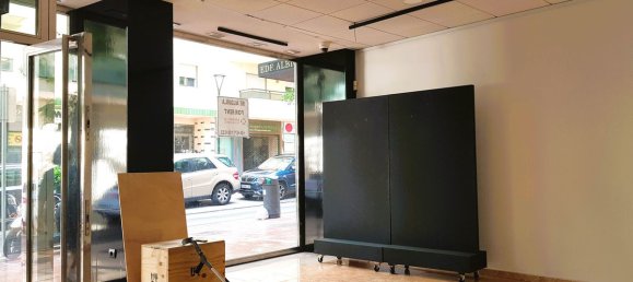 145m² Commercial property in Marbella, Spain No. 173478 4