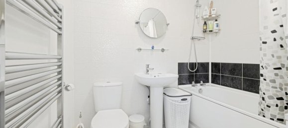 1 bedroom Apartment in Watford, United Kingdom No. 6133 7
