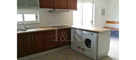 3 bedrooms Villa in Sesimbra, Portugal No. 108012 13