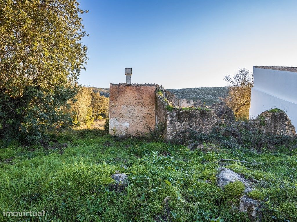 Terreno en Loule, Portugal 8990 m² No. 208584