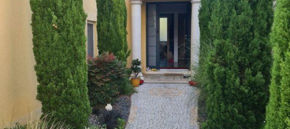 4 bedrooms House in Baule, France No. 83168 17