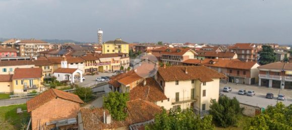 Дом с 13 комнатами в Червере, Италия № 142921 5