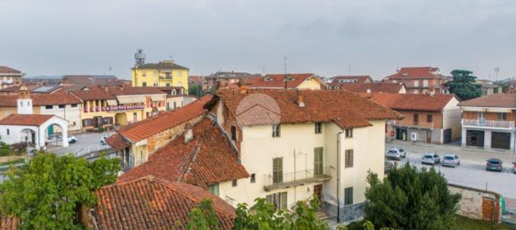 Дом с 13 комнатами в Червере, Италия № 142921 8