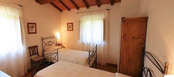 32-Zimmer Haus in Castel Focognano, Italy, Nr. 53522 24