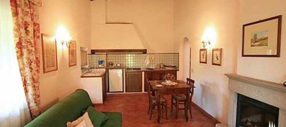 32-Zimmer Haus in Castel Focognano, Italy, Nr. 53522 23