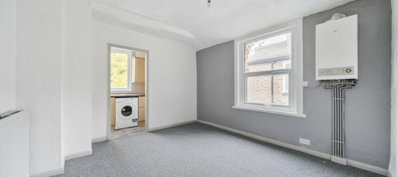 Duplex independente T2 em London, United Kingdom N.º 7756 4