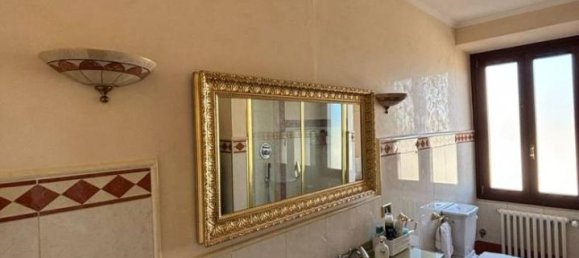 3 rooms Apartment in Sanremo, Italy No. 39373 3