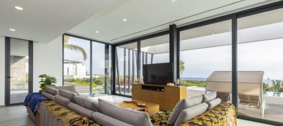 4 bedrooms Villa in Lagoa, Portugal No. 7543 2