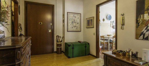 3 bedrooms Apartment in Padua, Italy No. 344750 7