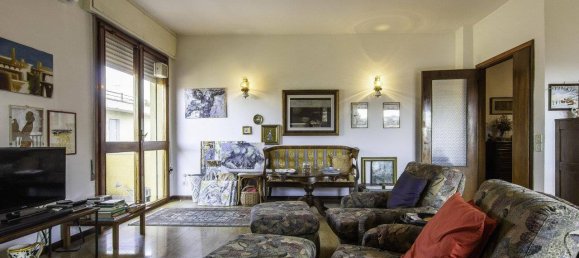 3 bedrooms Apartment in Padua, Italy No. 344750 4