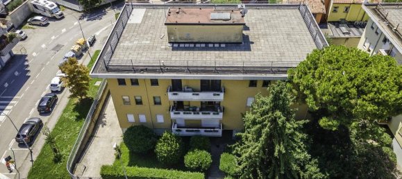 3 bedrooms Apartment in Padua, Italy No. 344750 2