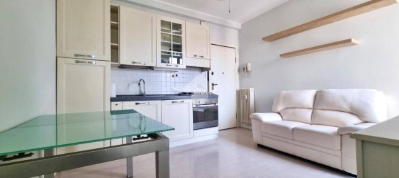 1 bedroom Apartment in Padua, Italy No. 190190 2