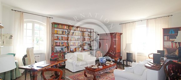 5 bedrooms Villa in Castelnuovo Magra, Italy No. 106591 8