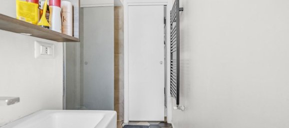 2 rooms Apartment in Milan, Italy No. 259076 13