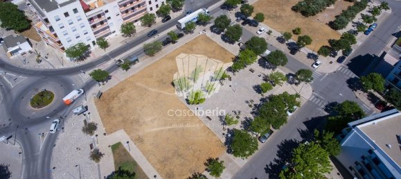 504m² Land in Loule, Portugal No. 52608 6