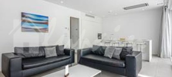 Apartamento de 2 dormitorios en Adeje, Spain No. 17980 34