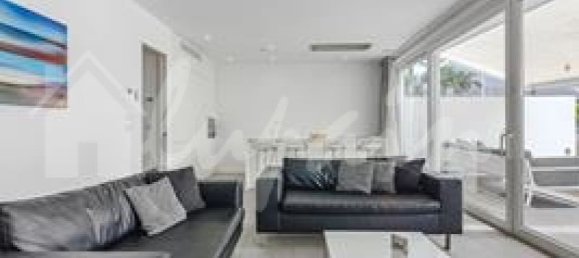 Apartamento de 2 dormitorios en Adeje, Spain No. 17980 33