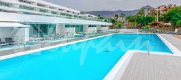 Apartamento de 2 dormitorios en Adeje, Spain No. 17980 19