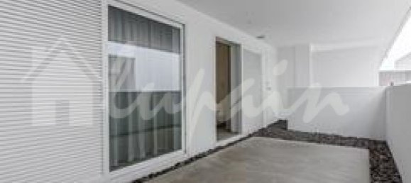 Apartamento de 2 dormitorios en Adeje, Spain No. 17980 9