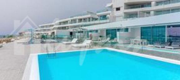 Apartamento de 2 dormitorios en Adeje, Spain No. 17980 20