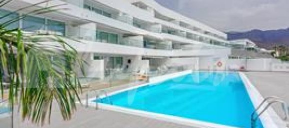 Apartamento de 2 dormitorios en Adeje, Spain No. 17980 15