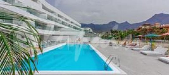 Apartamento de 2 dormitorios en Adeje, Spain No. 17980 14