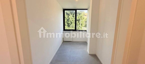 2 bedrooms Apartment in Saronno, Italy No. 343464 11