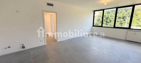 2 bedrooms Apartment in Saronno, Italy No. 343464 7