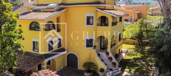 4 bedrooms Villa in Grottaferrata, Italy No. 350520 3