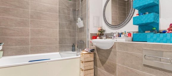 1 bedroom Apartment in London, United Kingdom No. 12390 8