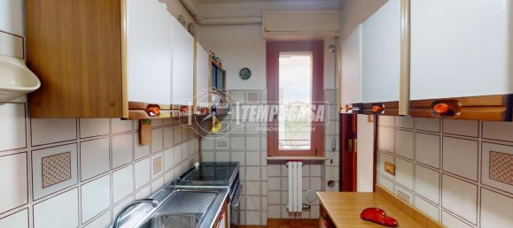 5 rooms Apartment in Chiaravalle, Italy No. 4818 15