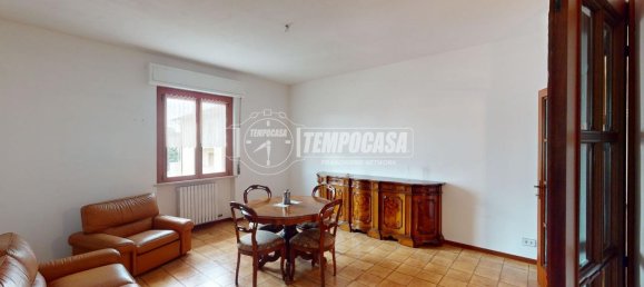 5 rooms Apartment in Chiaravalle, Italy No. 4818 9